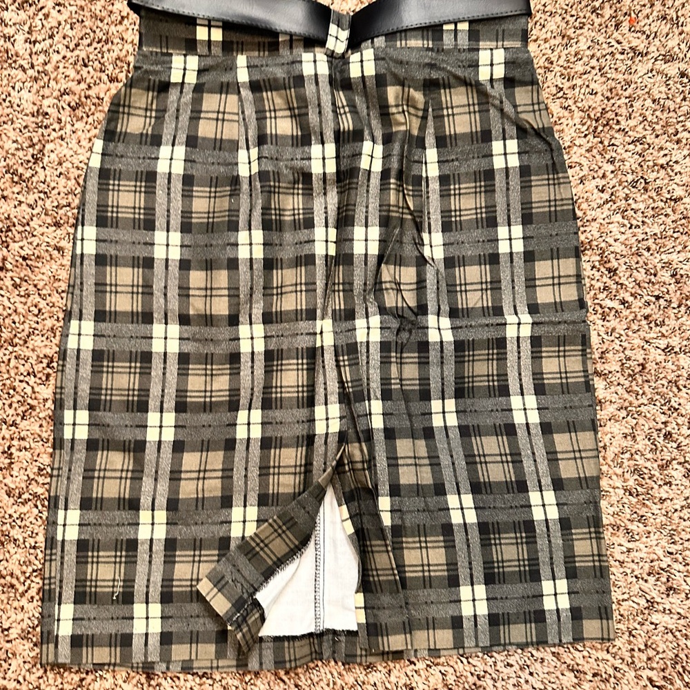 Vintage ILGWU Size 11 Plaid Belted Skirt – Made in USA
